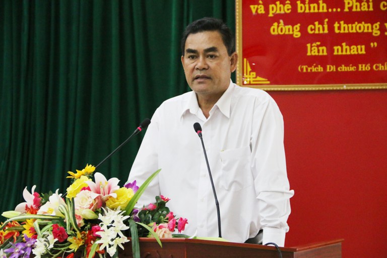 Thường trực Tỉnh ủy làm việc với Huyện ủy Krông Năng